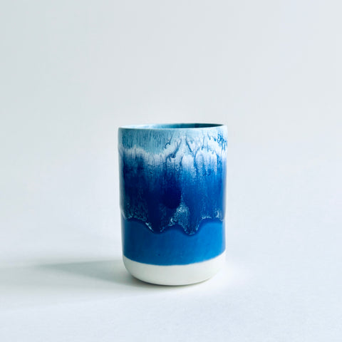 Studio Arhoj Slurp Cup | Dolphin