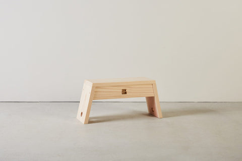 石卷工房 CARRY STOOL