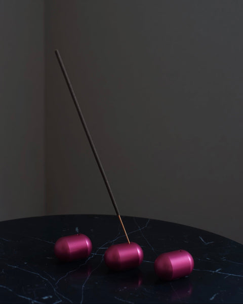 Studio Arhoj Aluminium Bits Bean | Rhubarb