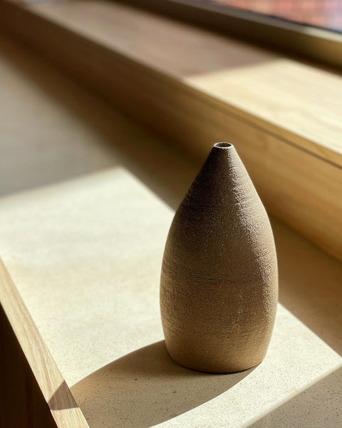 Wilson & Emho Ceramics | Black mountain vase #3