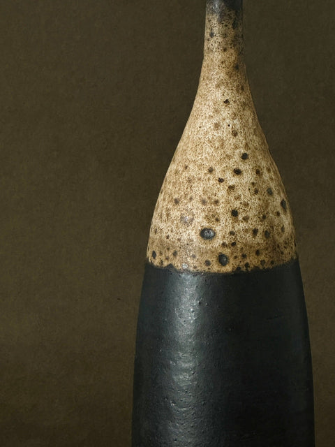 Wilson & Emho Ceramics | Puffer speckle vase #7