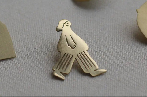 Brass Brooch | The Wanderer (Walker)