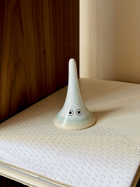 Studio Arhoj Familia | Yoko Breeze (Ring Holder)