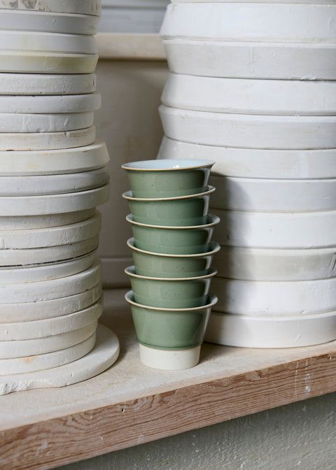 1616/arita japan | MANZ Hojicha Cup (Celadon)