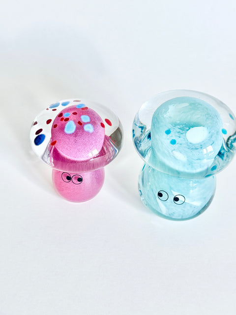 Studio Arhoj Crystal Blob | Milk Cap