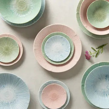 Ice Drift Pink Dinner Plate 24.5cm