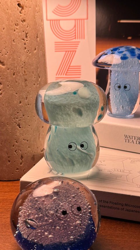 Studio Arhoj Crystal Blob | Milk Cap