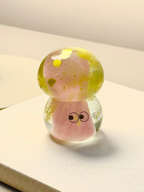 Studio Arhoj Crystal Blob | Baby Pink Shroom #91