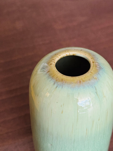 Studio Arhoj | Mini Yuki Vase (Jadie)
