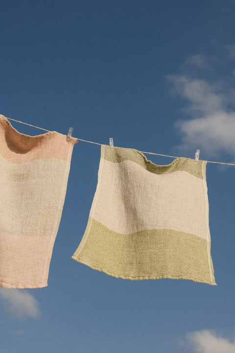 Lapuan Kankurit - TERVA linen towel (Olive Green)