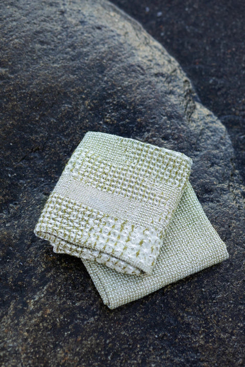 Lapuan Kankurit KUOHU Linen Towel (White-olive)