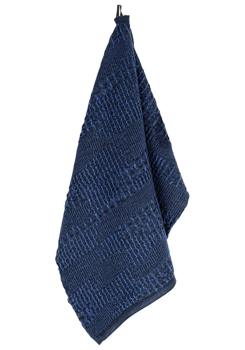 Lapuan Kankurit KUOHU Linen Towel (Black Blueberry)