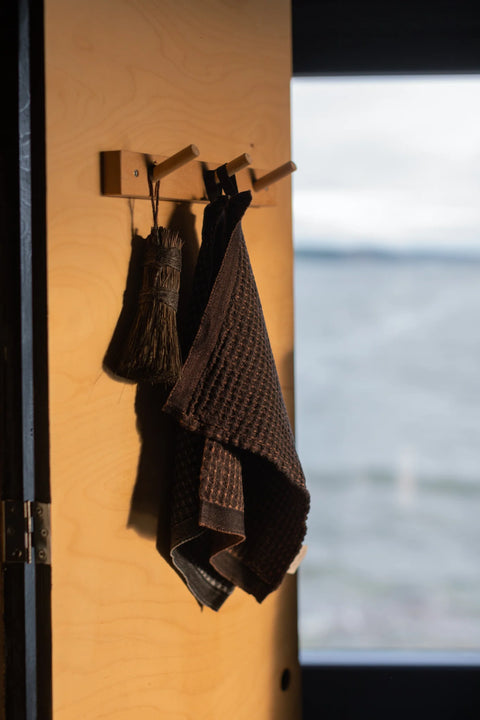 Lapuan Kankurit - MAIJA Dishcloth (Black Brown)