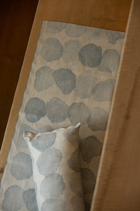 Lapuan Kankurit | SADE Pillow (White Rainy Blue)