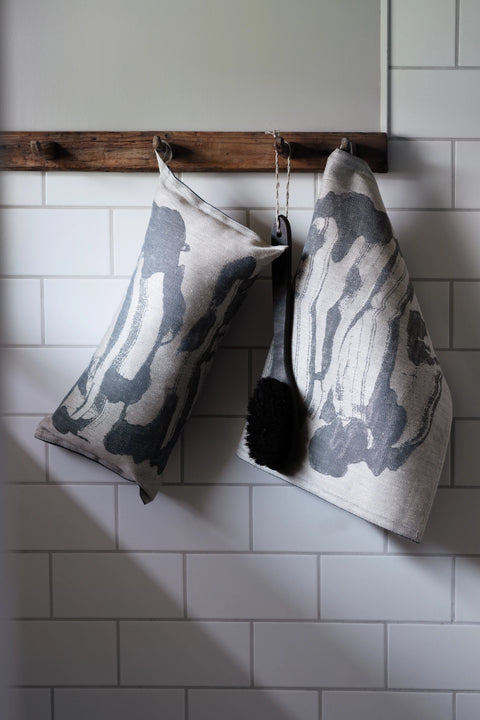 Lapuan Kankurit | SAVU Pillow (Linen Graphite)