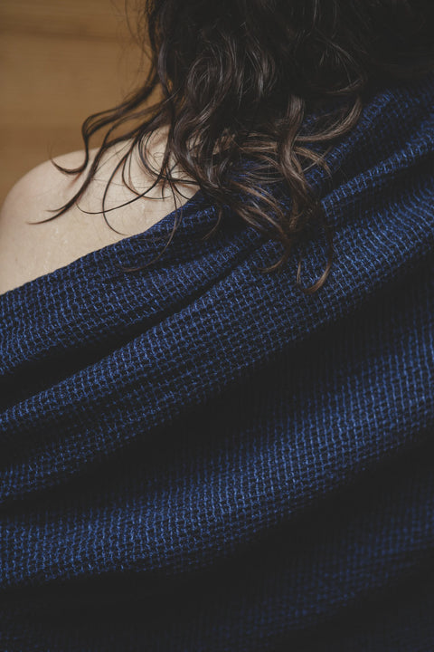 Lapuan Kankurit TERVA Bath Towel (Black Multi Blueberry)