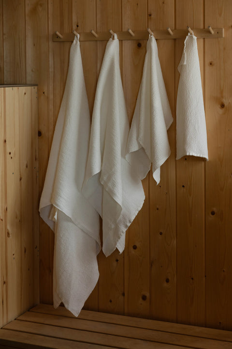 Lapuan Kankurit | TERVA Face & Guest Towel (Black Blueberry)