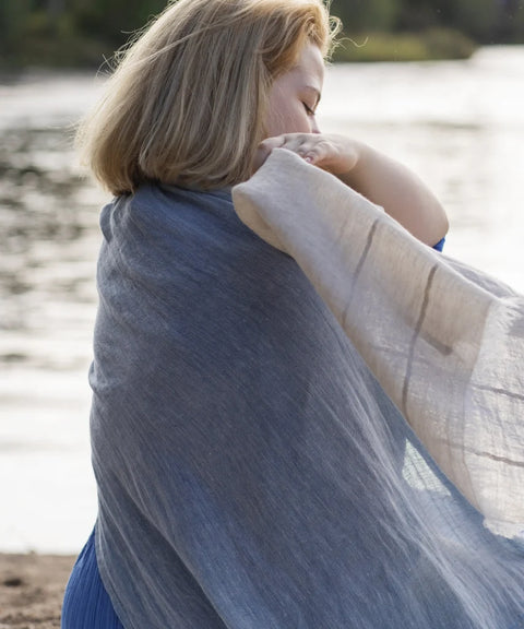 Lapuan Kankurit TSAVO linen scarf (Blue Pink)