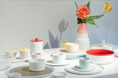 1616/arita Japan | S&B Colour Porcelain Container (Red)