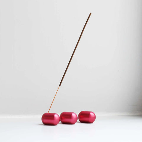 Studio Arhoj Aluminium Bits Bean | Rhubarb