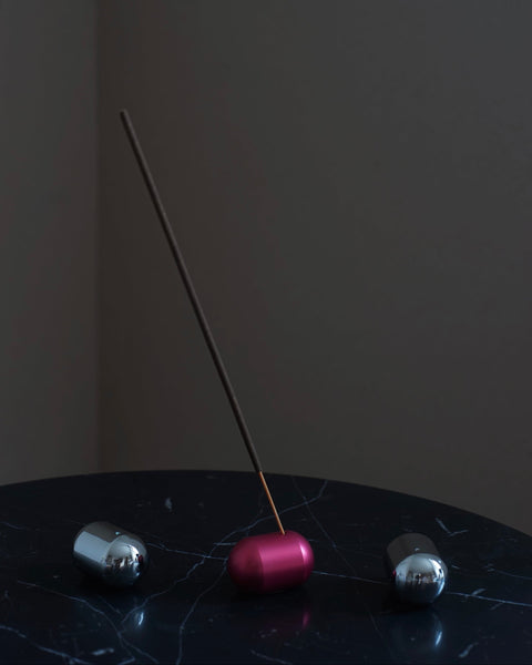 Studio Arhoj Aluminium Bits Bean | Rhubarb