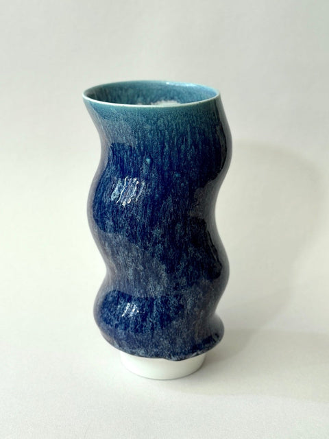 Studio Arhoj Hana Vase | Wave - Big Dolphin (Large)