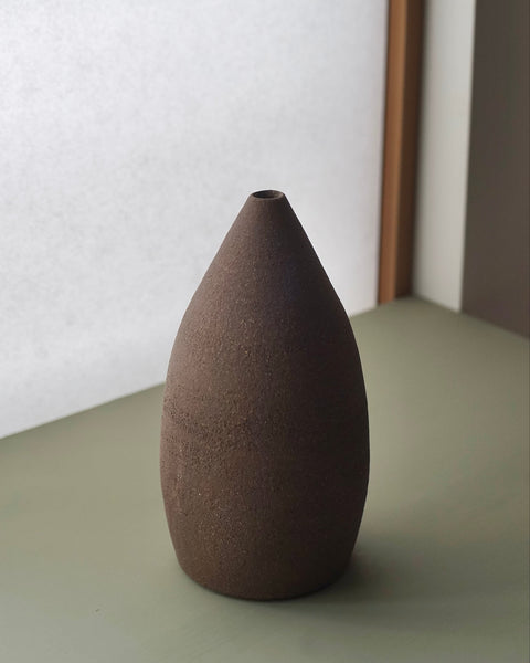 Wilson Emho Ceramics | Black mountain vase #3